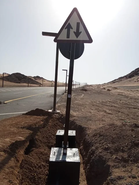 Signboard Installing in Al-Ula gallery