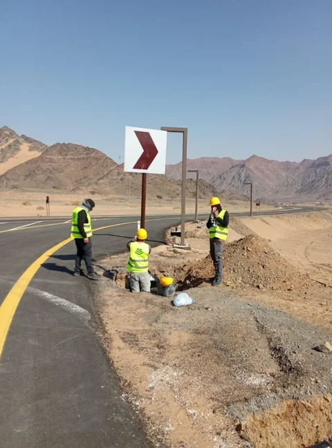 Signboard Installing in Al-Ula gallery