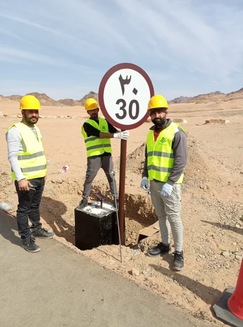 Signboard Installing in Al-Ula gallery